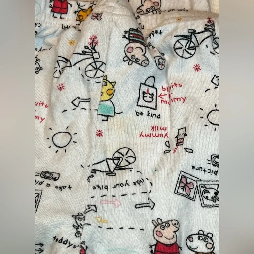 Peppa Pig Girls Snug Fitting Pajama Top and Bottom White w/Red Trim - Size 3T
